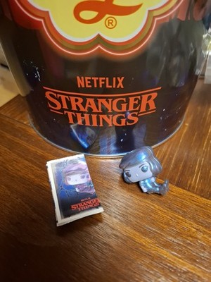 Kinder Joy Stranger Things Funko Pop Robin Ladekabelhalte Figur 2025 NEU + BPZ  