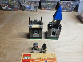 LEGO Castle: Guarded Treasure (6094) 100% Complete With Manual