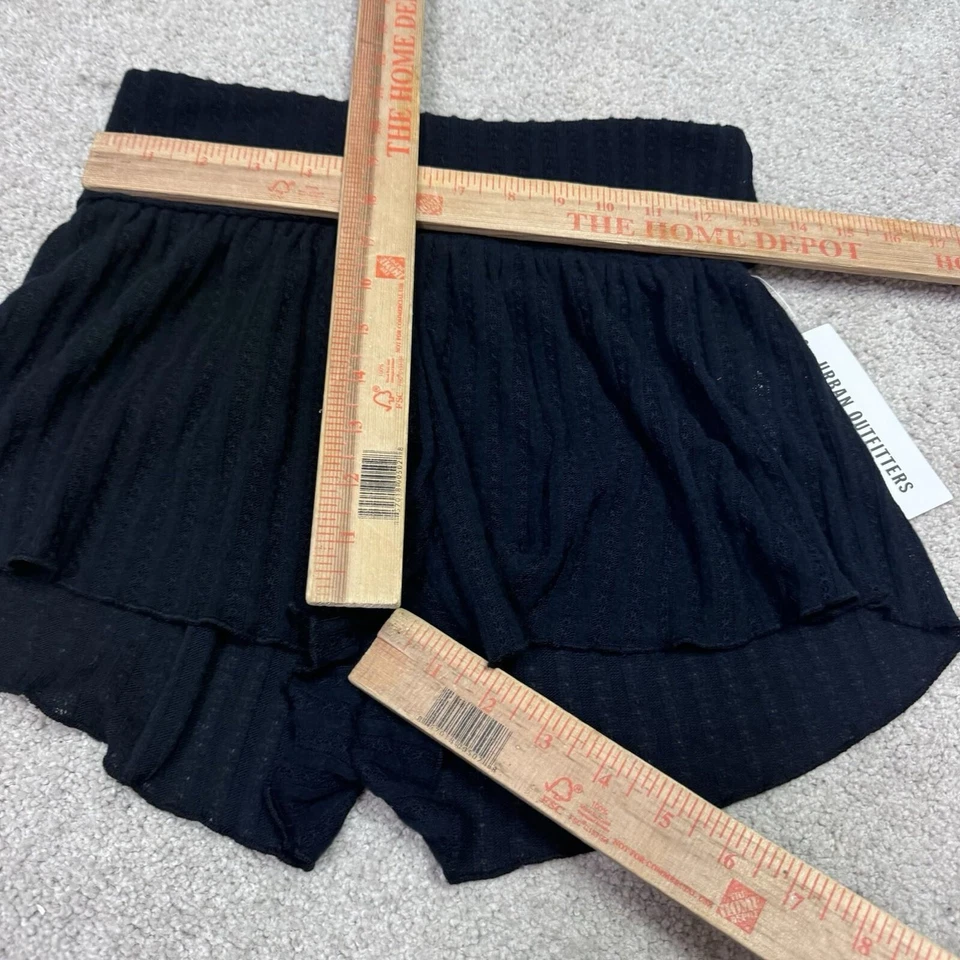 Shorts Out From Under Urban Outfitters malha preta feminino tamanho médio novo com etiquetas - Imagem 4 de 4