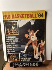 V3 1964 WILT CHAMBERLAIN Pro Basketball Magazine VINTAGE NEWSSTAND