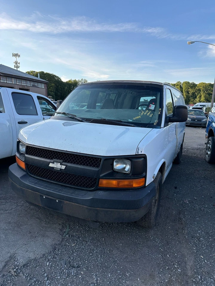 Used Engine Complete Assembly fits: 2006 Chevrolet Express 2500 van 4.8L VIN V 8 Foto 3 de 4