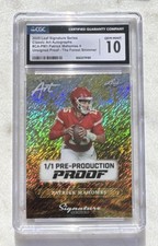 Leaf 2025 Signature Series Patrick Mahomes II CA-PM1 Forest Shimmer CGC 10 1/1