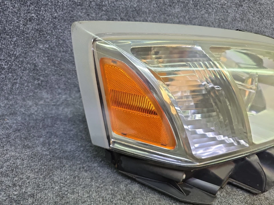 Faro halógeno derecho pasajero Mitsubishi Raider 2006 2009 OEM Foto 2 de 4