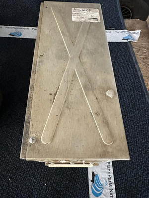 ID496-02102 Edo-Aire Mitchell Flight Director Autopilot Computer with Mount