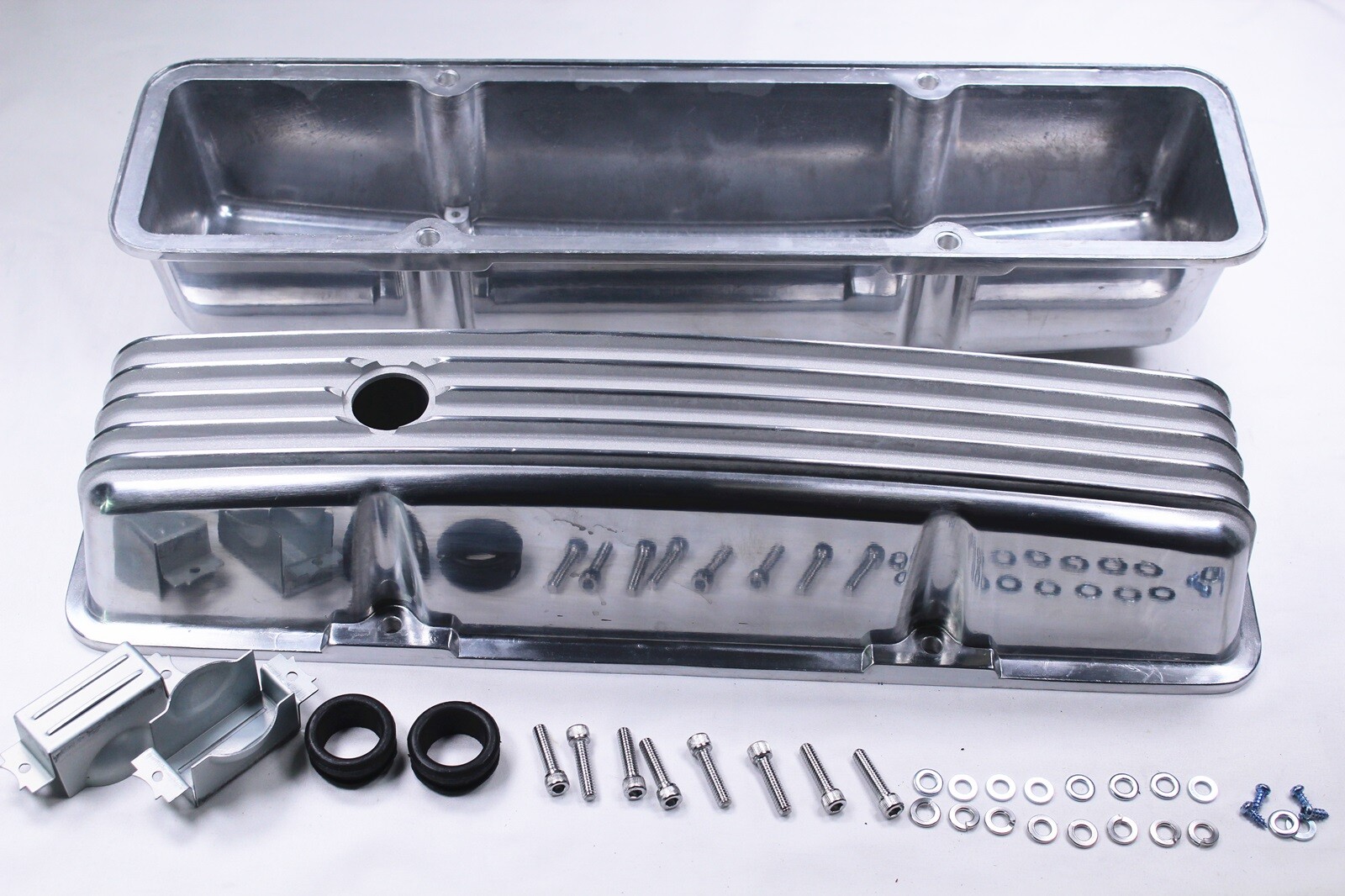5886 SBC Chevy 350 Aluminum Tall Retro Finned Valve Covers and 15"Air