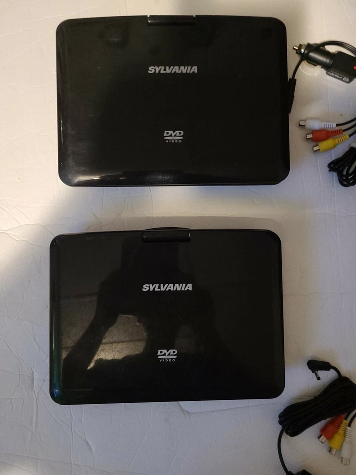 Sylvania SDVD9020B Blue 9" Portable Swivel Screen DVD Player 2 both Work Great - Image 2 of 4