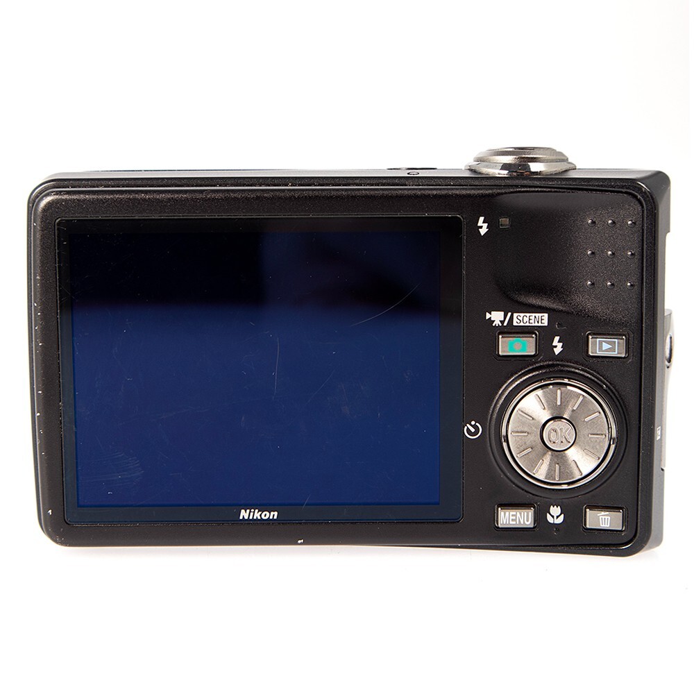 Nikon COOLPIX S630 Digital Camera - 12.0MP / 7x - Tested - Very