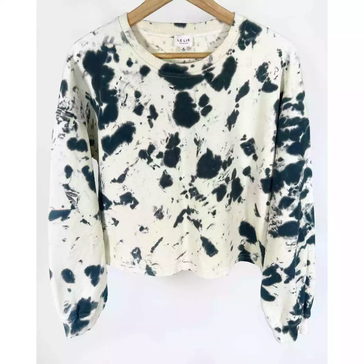 LE LIS Tie-Dye Crop Sweatshirt Off-White and Navy Blue Size M | eBay