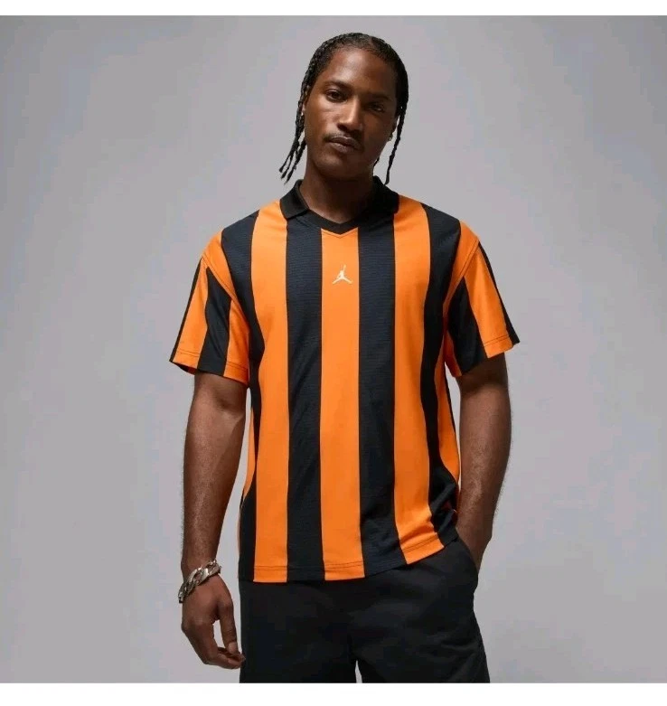 25+ Nike Soccer Striped Activewear Tops for Men for sale | Updated