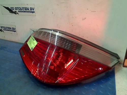 RÜCKLICHT RECHTS REAR LIGHT RIGHT BMW 5 serie (E60) 2004 6910768