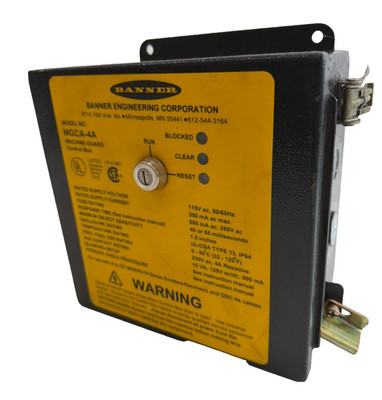 NEW BANNER MGCA-4A MACHINE-GUARD CONTROL BOX  NO KEY