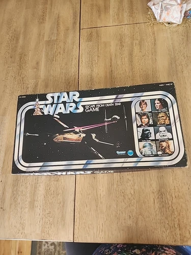 1977 Vintage Star Wars "Escape from Death Star" game Kenner EX+ COMPLETE