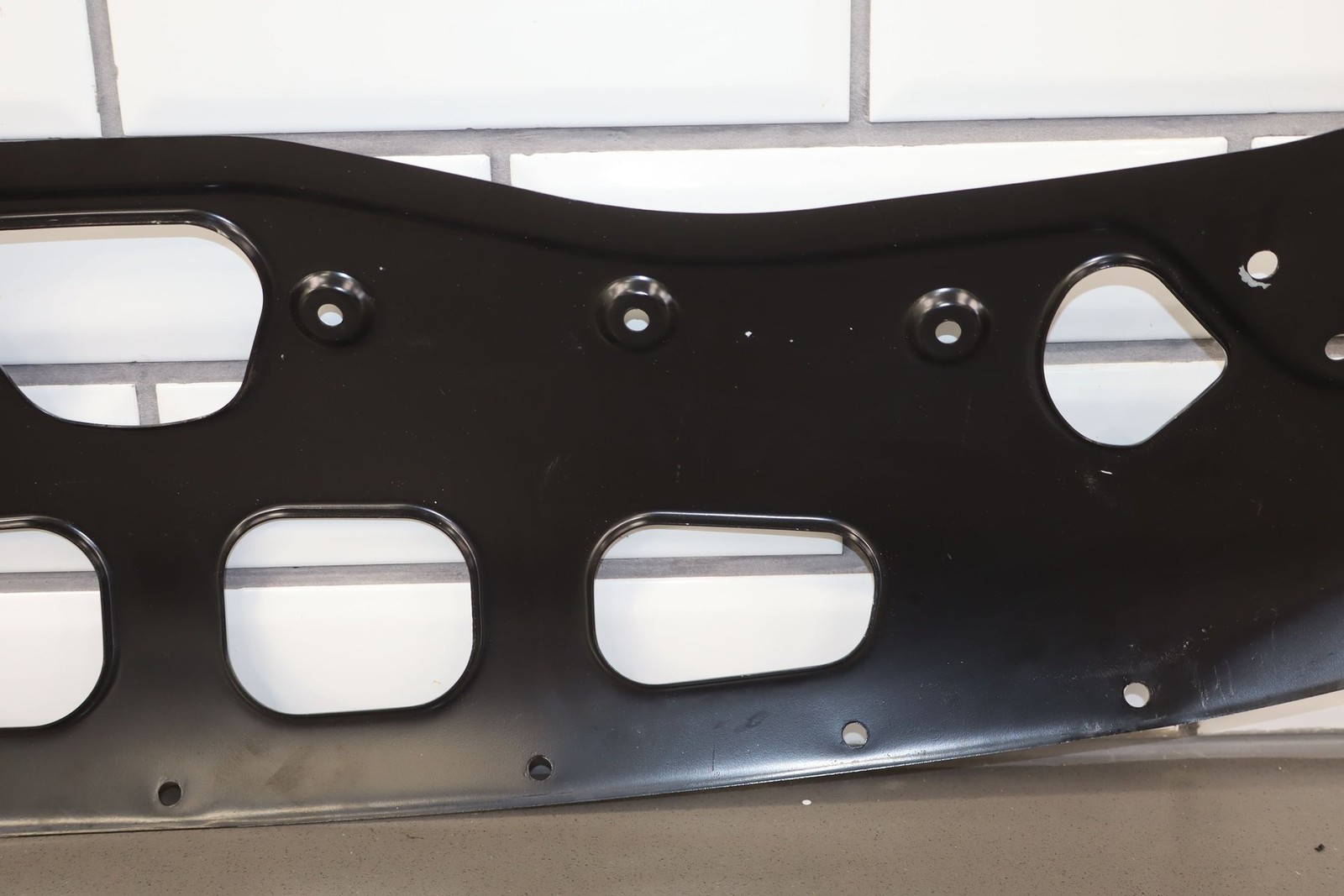Bentley Continental 2004 Upper Radiator support