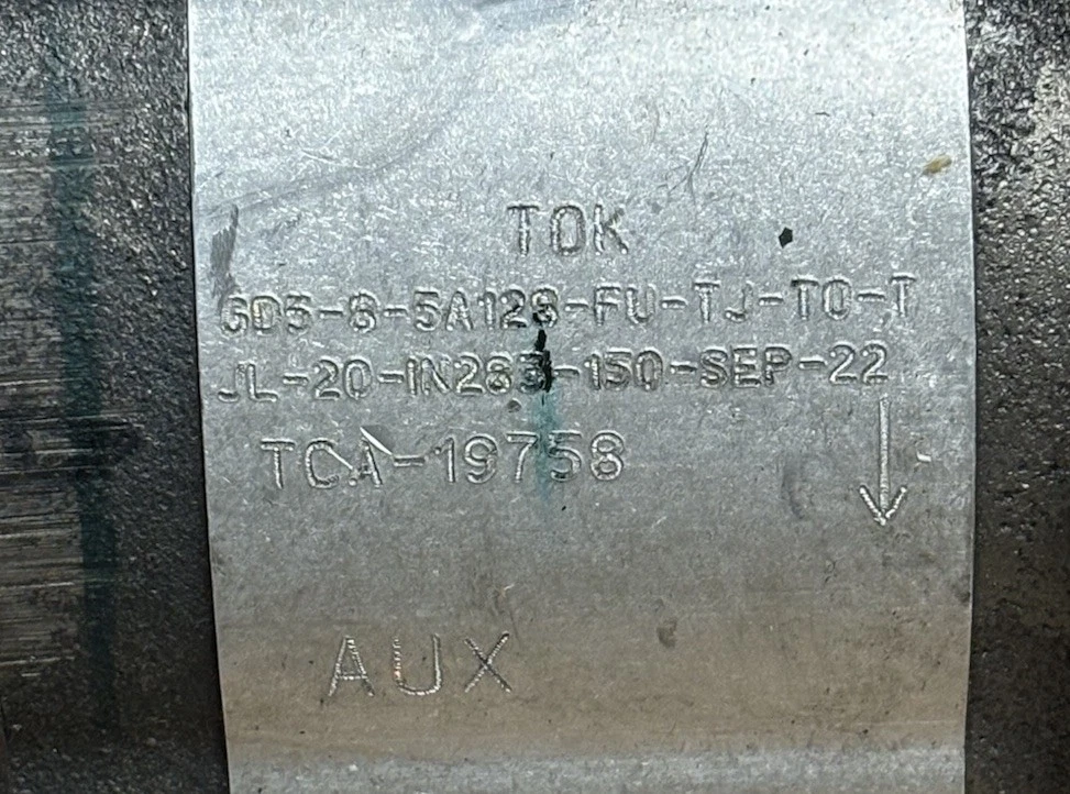 John Deere Pump, Gear TCA19758 photo 7