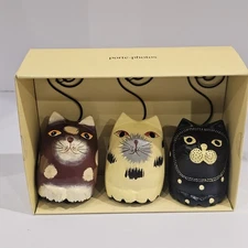 Pier 1 Cat Photo Holder Displays Folk Art Composite Wood Metal Tails Set of 3