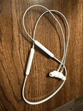 Beats Flex Wireless In-Ear Headphones with Mic White