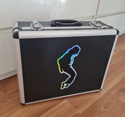 Michael Jackson Koffer Siloette Holo