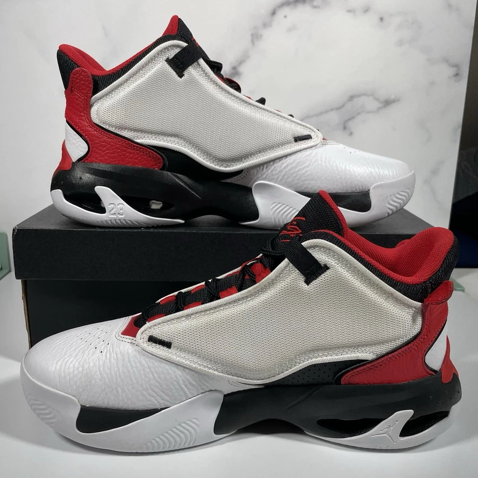 Jordan Max Aura 4 branco vermelho universitário DN3687-106 tamanho 10 masculino - Imagem 2 de 4