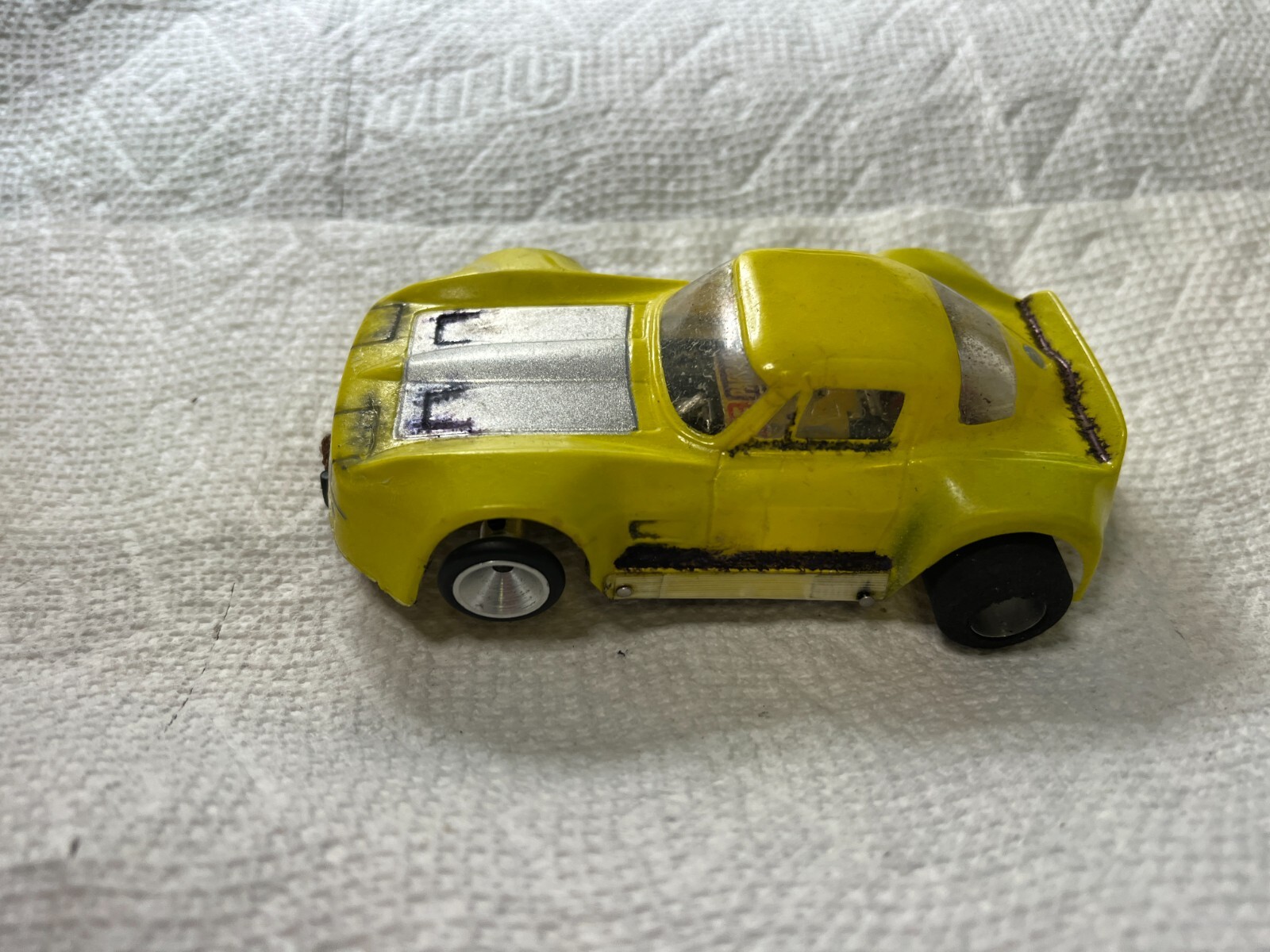 1/32 Scale Slot CarWOMP Porsche16D MotorBrass ChassisLexan Body