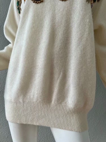 Vintage 80s White Bejeweled ANGORA Oversized WOOL Sweater Top M/L - Picture 12 of 15