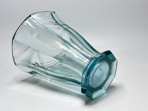 Antique Art Deco Czech Moser Geometry Cut Crystal Beryl Glass Octagonal Vase - Picture 5 of 7