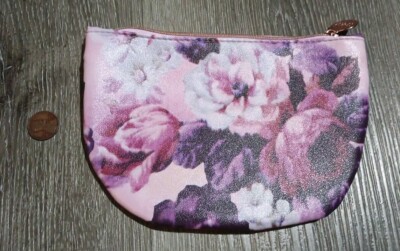 IPSY May 2022 Glam Bag~Floral~Half  Moon Makeup Bag~New~Never Used