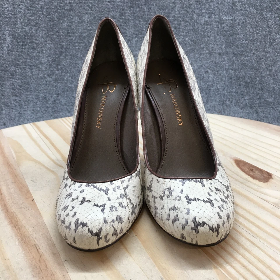 Vestido feminino B Makowsky salto 8 M salto agulha couro marrom branco - Imagem 4 de 4