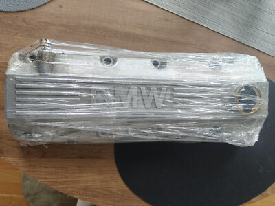 BMW ORIGINAL Zylinderkopfhaube E36 E46 E34 Z3 M43 318 316 11121739643 1739645