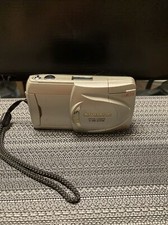 Olympus D-490 Zoom Digital Camera 2.1 Megapixel WORKS GREAT ..No Memory Card