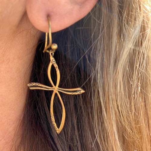 LOOPED CROSS Brass Earrings - Bild 1 von 2
