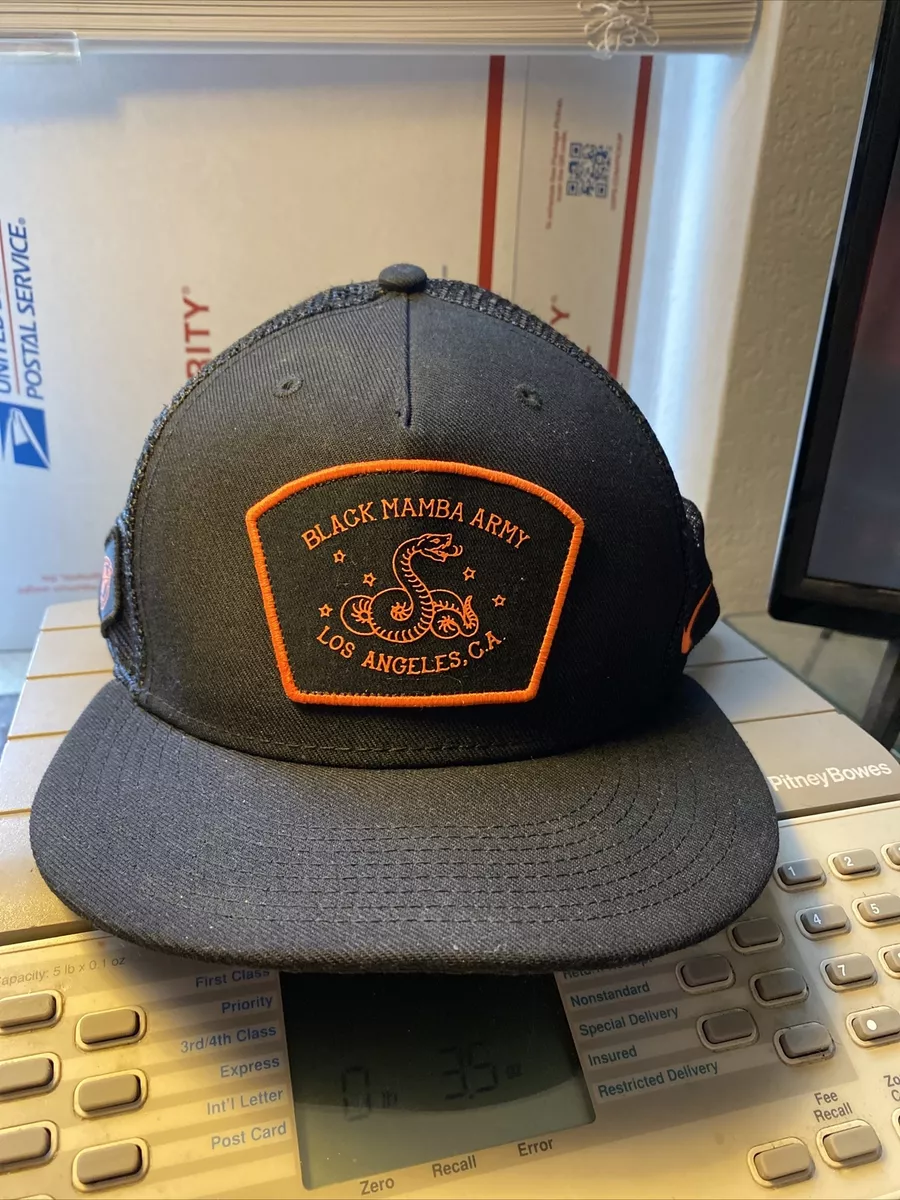 Black army best sale nike hat