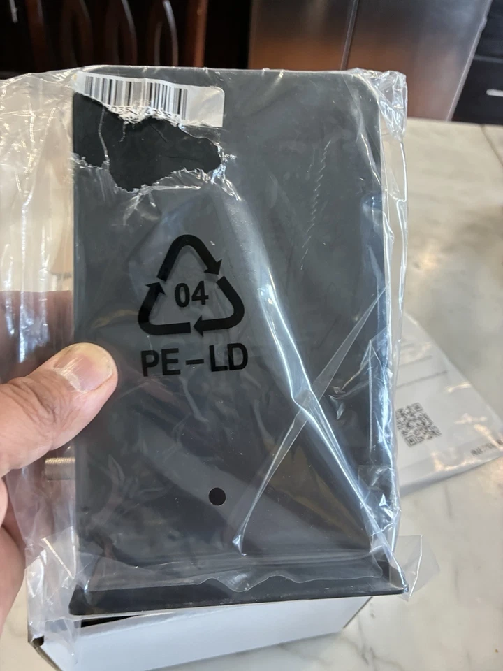 NEW NETGEAR CM500 (CM5001AZNAS) 680 Mbps - Black - Image 2 of 4