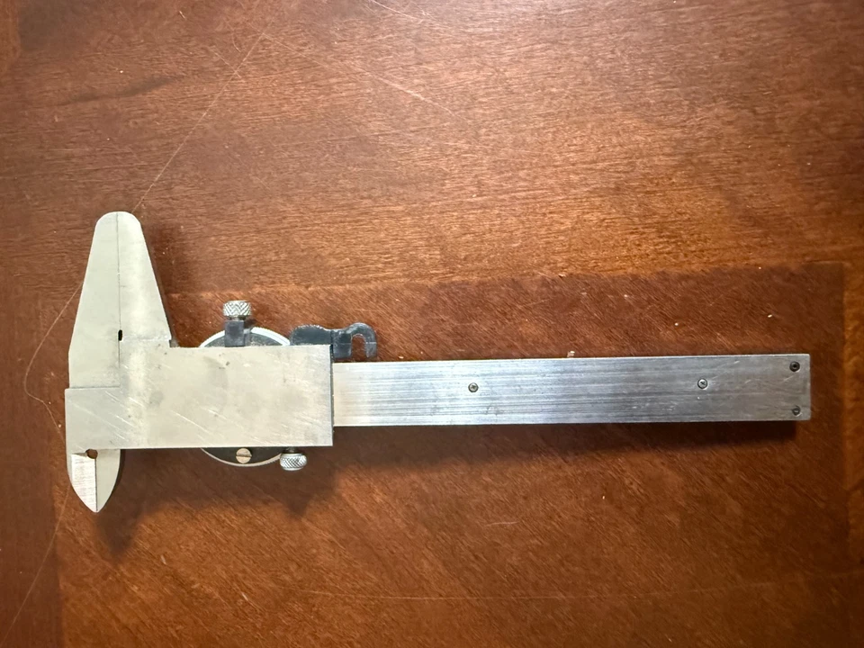 Vintage Mitutoyo Dial Caliper Made in Japan 505-626 Stainless Hardened  Case - Image 4 of 4