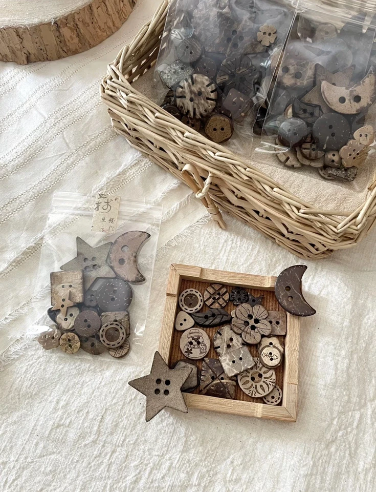 20 Mixed Vintage Wood Buttons Lot For Sewing Diy Project Special Shape buttons - Image 2 of 4