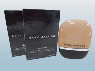 MARC JACOBS SHAMELESS YOUTHFUL LOOK 24H FOUNDATION MEDIUM Y370 1.08 OZ BOX 2PCS