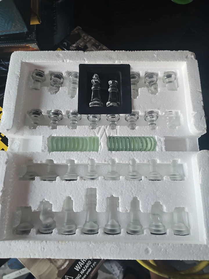 Juego de ajedrez y damas de vidrio piezas transparentes y esmeriladas cardenales completas Foto 4 de 4