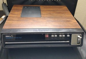 1081 RCA SelectaVision CED Video Disc Player - Model SFT 100 W - Unable to Test