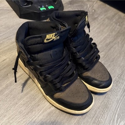 Nike Air Jordan 1 Retro Black Gold High Top Leather Sneakers Black Brown
