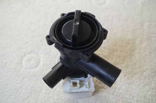 Laugenpumpe Entleerungspumpe mit Flusensiebeinsatz