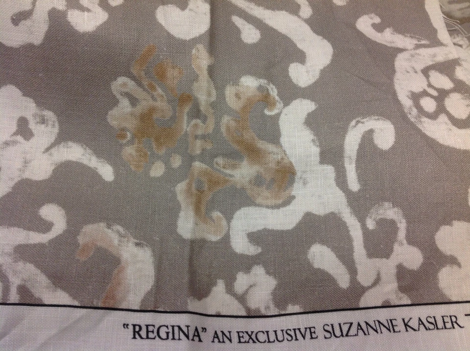 Tela de tapicería Lee Jofa lino damasco - Regina/Taupe 0,90 yd (2011125-611) Foto 2 de 2