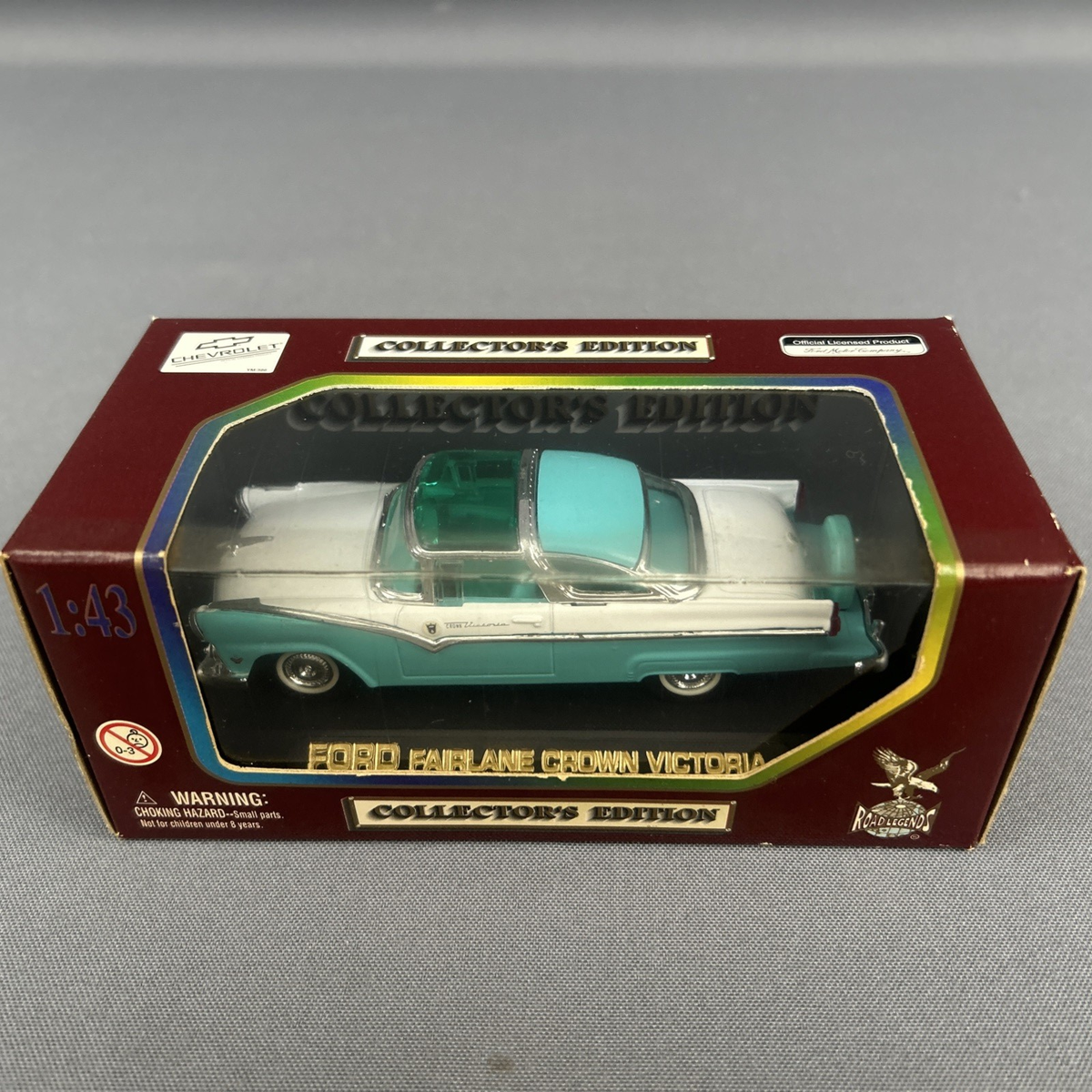 Road Legends 1/43 Scale 1955 Ford Fairlane Crown Victoria Diecast
