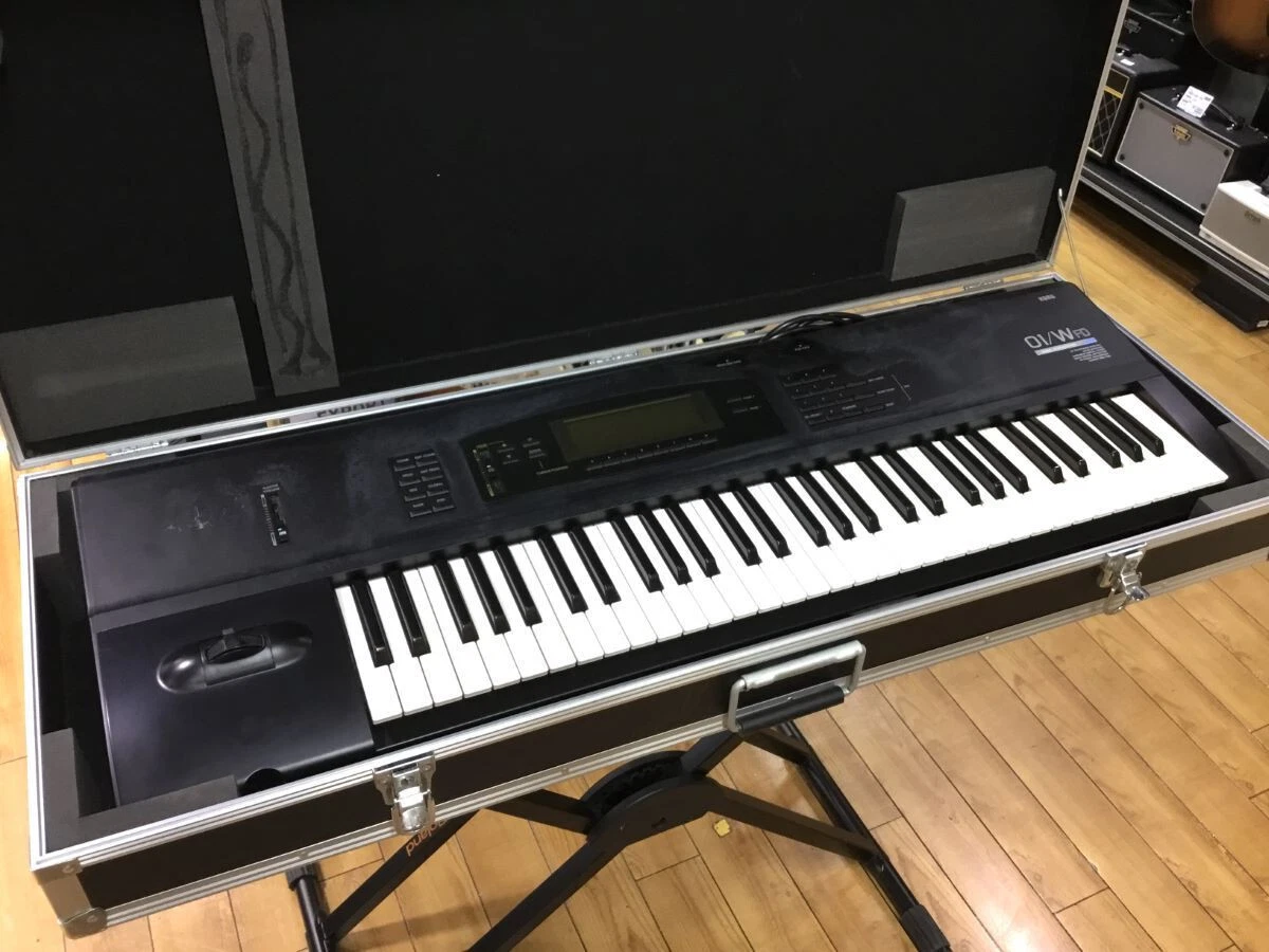 Korg 61-Key Keyboard Synthesizer 01/W FD Music Workstation Junk | eBay
