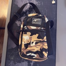 Borsa a tracolla portatile Puma Academy Camo Crossbody Bag unisex borsa a tracolla