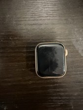 Apple Watch Series 4 40mm Rose Gold Aluminum Case GPS Cellular