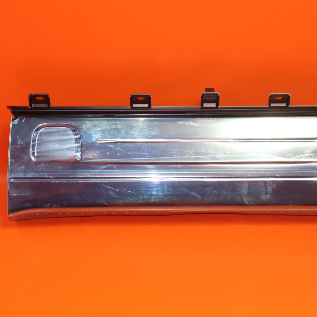ROLLS ROYCE GHOST TRUNK SILL MOLDING 2010 2011 2012 2013 2014 51477228752 OEM