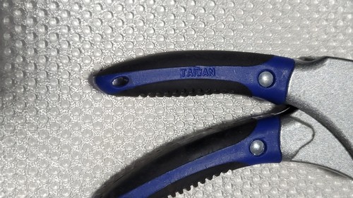 2 In 1 Wire Cutters And Wire Strippers - Picture 12 of 23