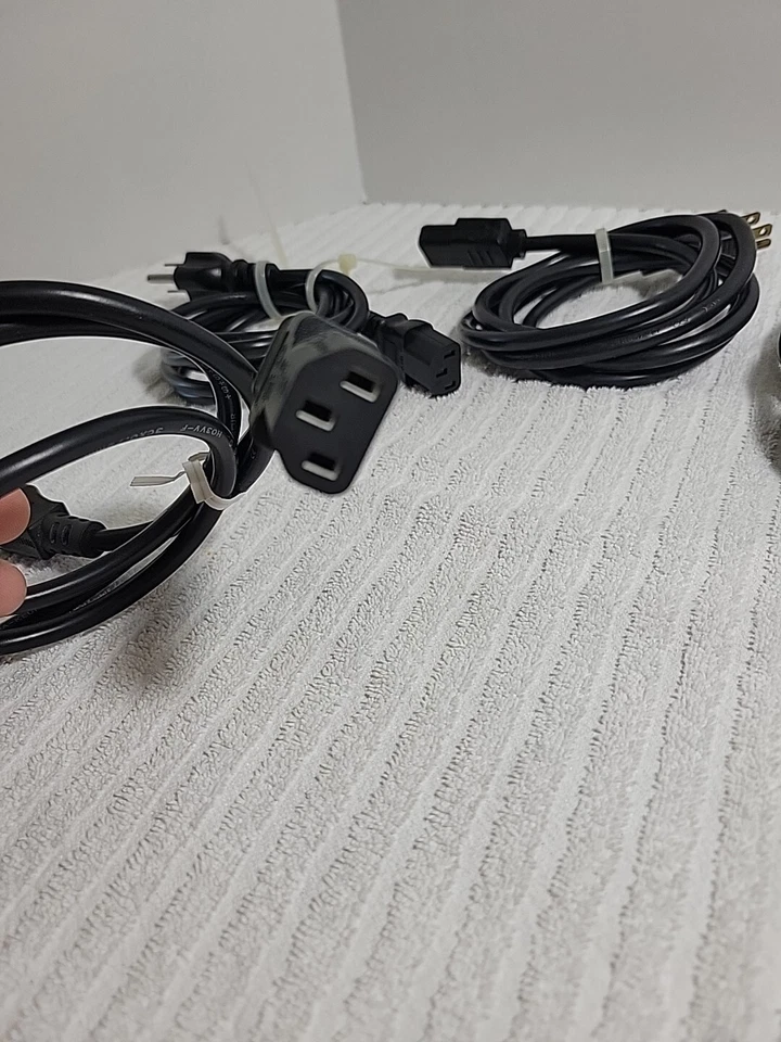 3-Prong Universal Cable Cord Plug 125V- Lot With 3ft To 6ft Cords - Image 4 of 4