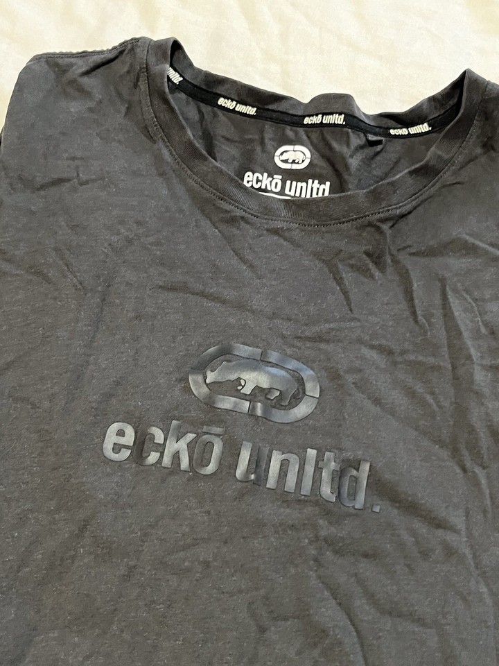 ECKO UNITD MENS SIZE L BLACK TANK TOP / SINGLET EXERCISE OR CASUAL