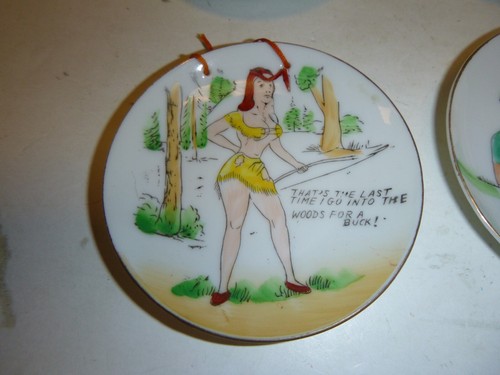 lot of 6 assorted 3.75" Japanese vintage naughty cartoon display plates 1950's? - Picture 7 of 8