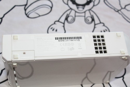CONSOLA NINTENDO WII BLANCA CON CABLES Y MANDO FUNCIONANDO PAL ESPAÑA - Imagen 8 de 8